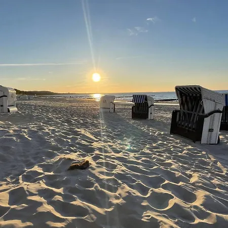 Lina Mit Balkon Apartamento Zempin