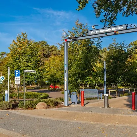 Lina Mit Balkon Zempin